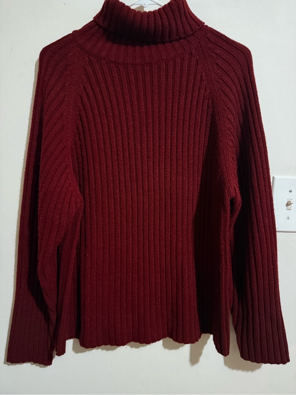 Carolyn Taylor Ribbed Turtleneck Sweater - Burgundy